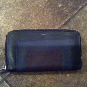 Shinola Continental ZIP Wallet